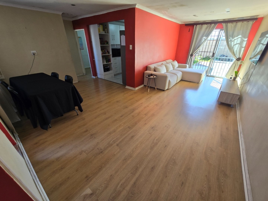 3 Bedroom Property for Sale in Westridge Western Cape